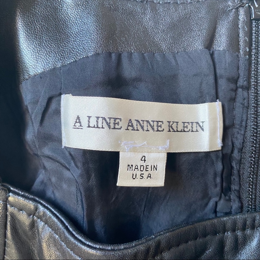 VINTAGE Anne Klein Leather Jumper Dress - Picture 2 of 4